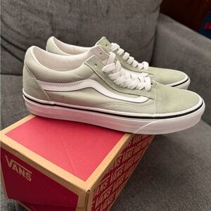 Vans Old Skool DESERT SAGE True White Light Green Womens 8.5 Men’s 7 New In Box